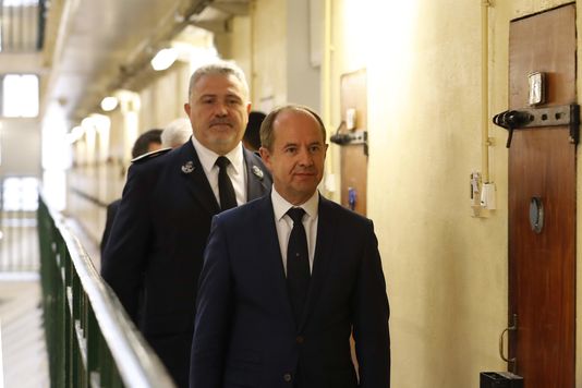 Enfermement et dignité