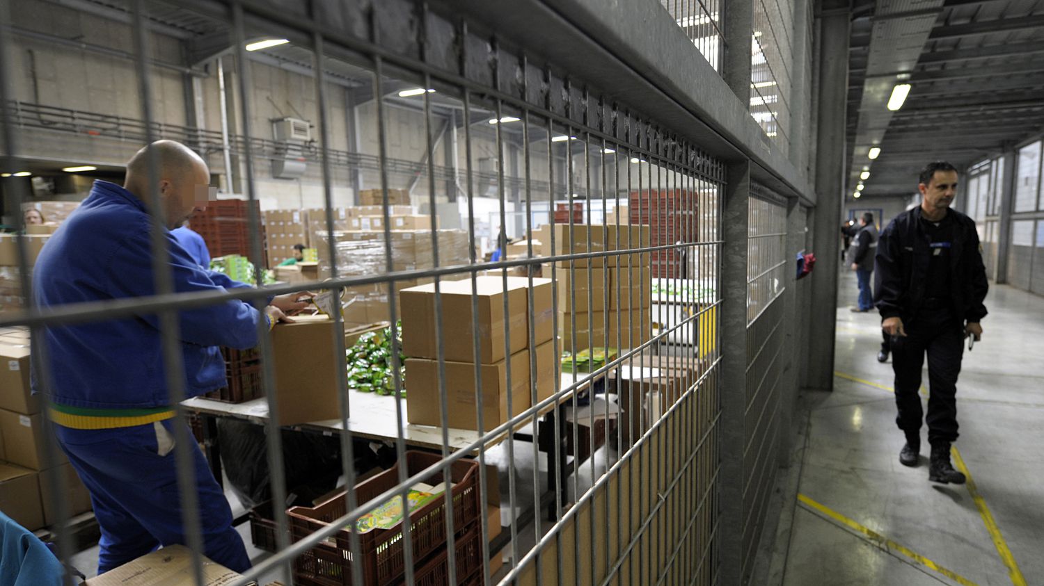 Comment développer le travail en prison ?