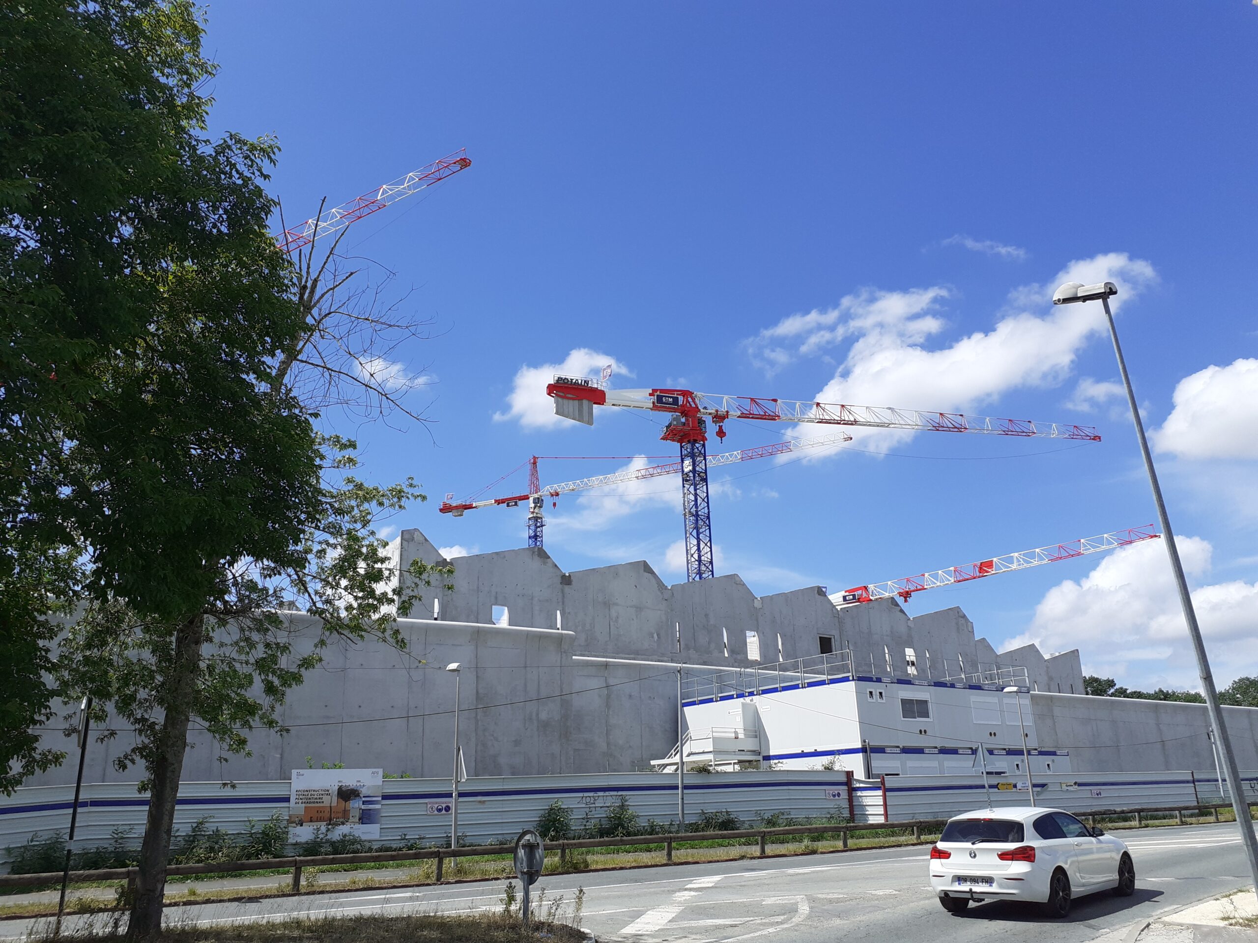 Nouvelles places de prison : voyage en absurdie